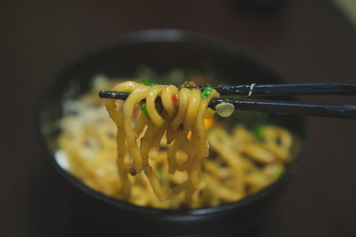 まずは混ぜずに食べる
