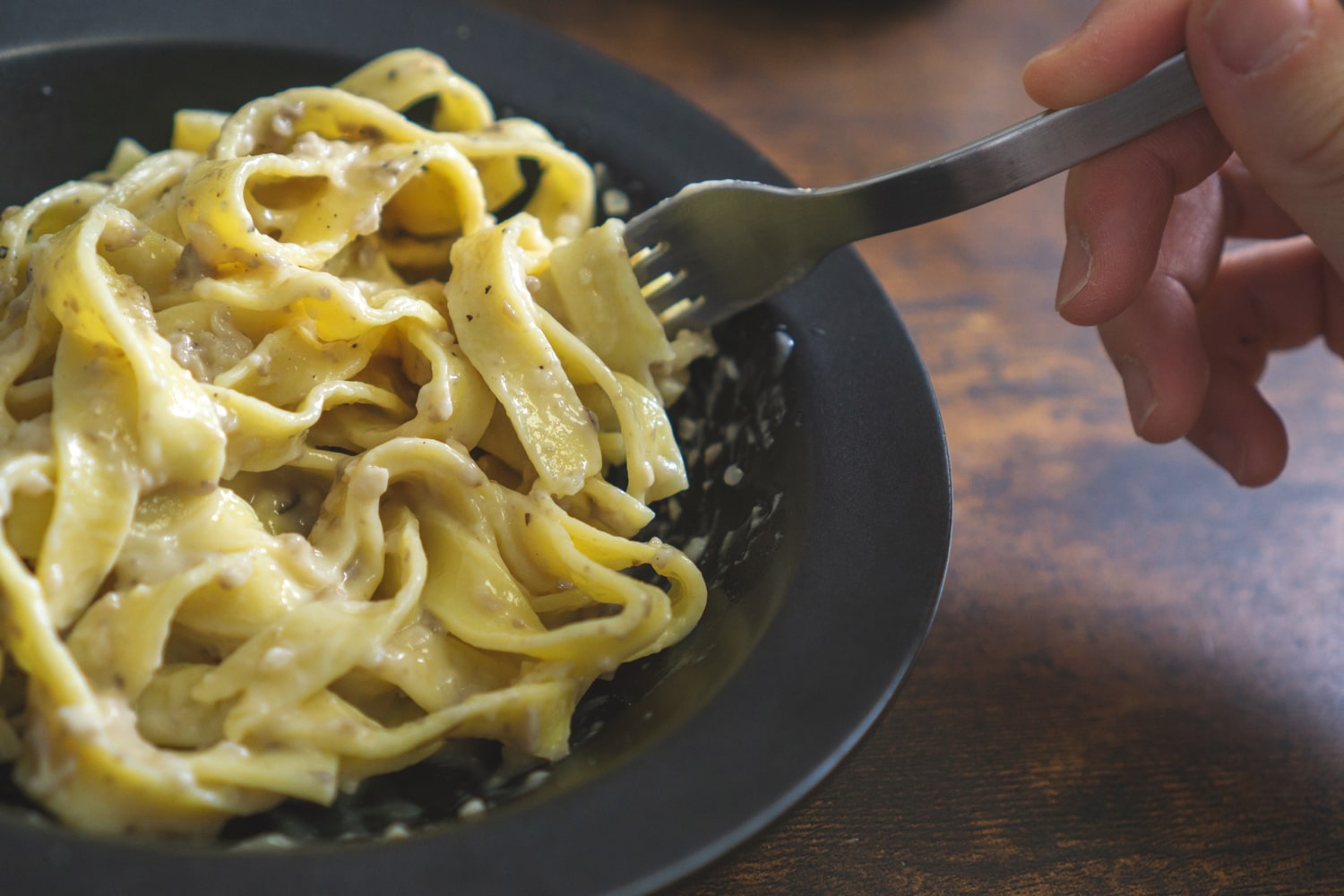 やっぱり平べったいパスタはクリーム系に合うね