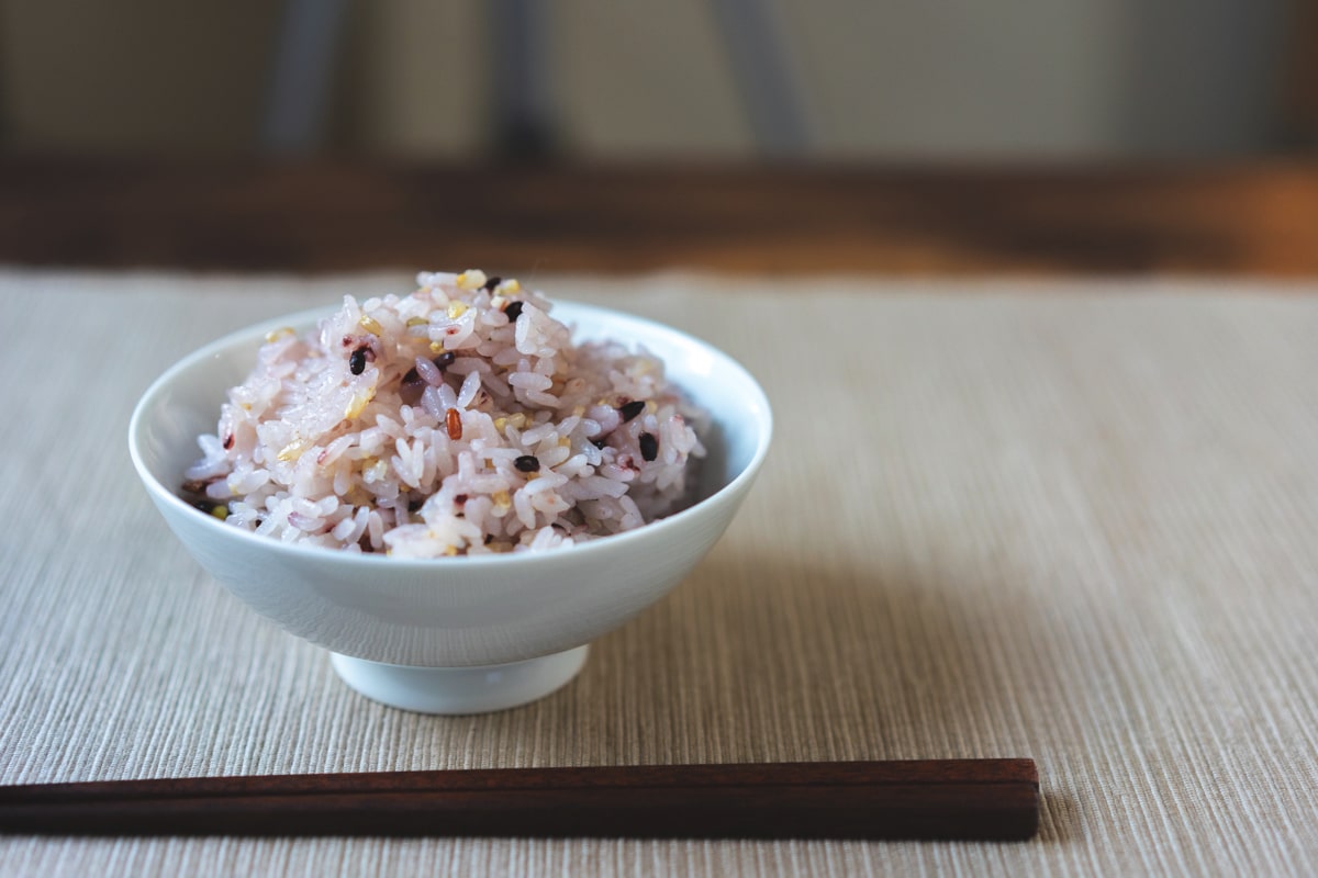 ごま塩をかけて食べる