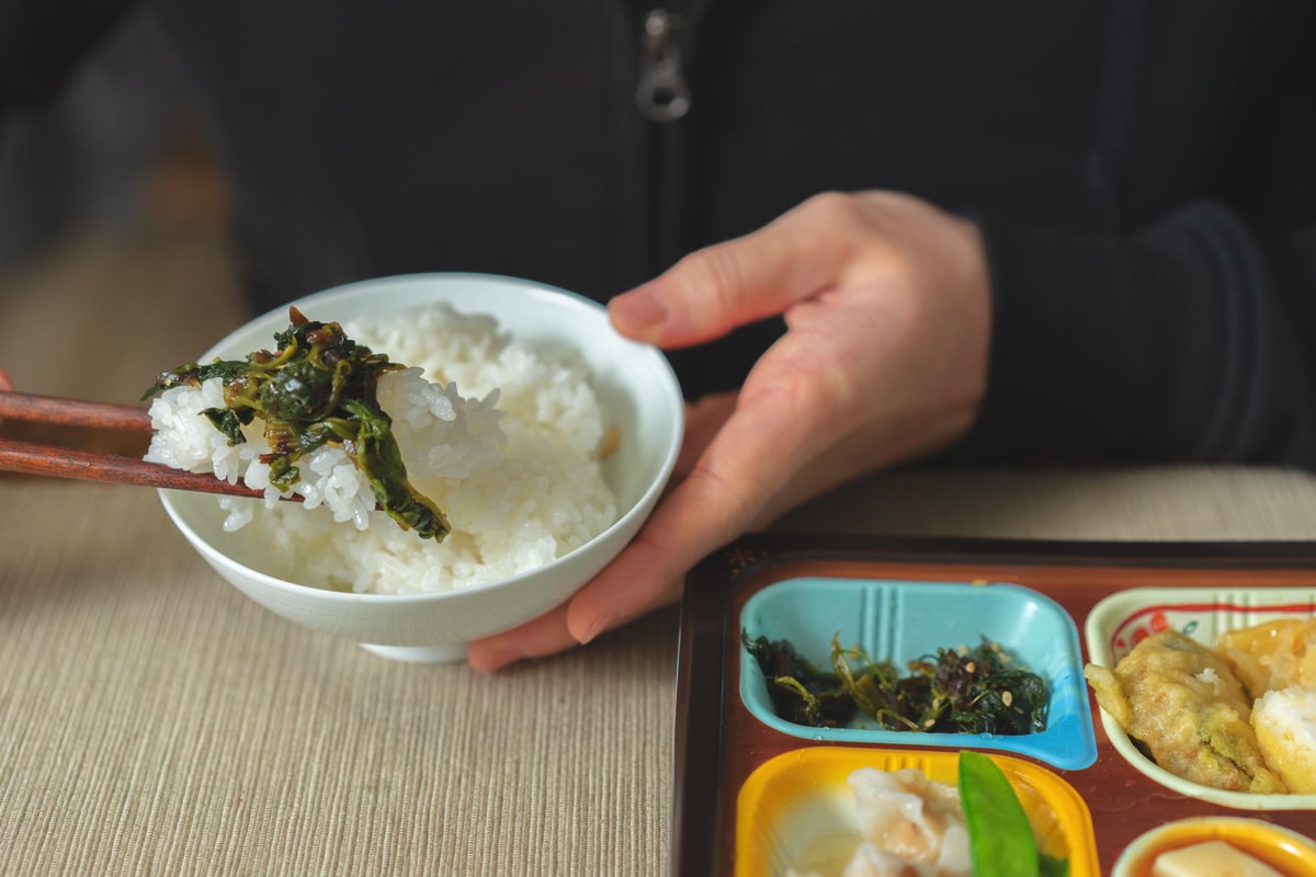 ほうれん草の昆布和えはご飯に合う