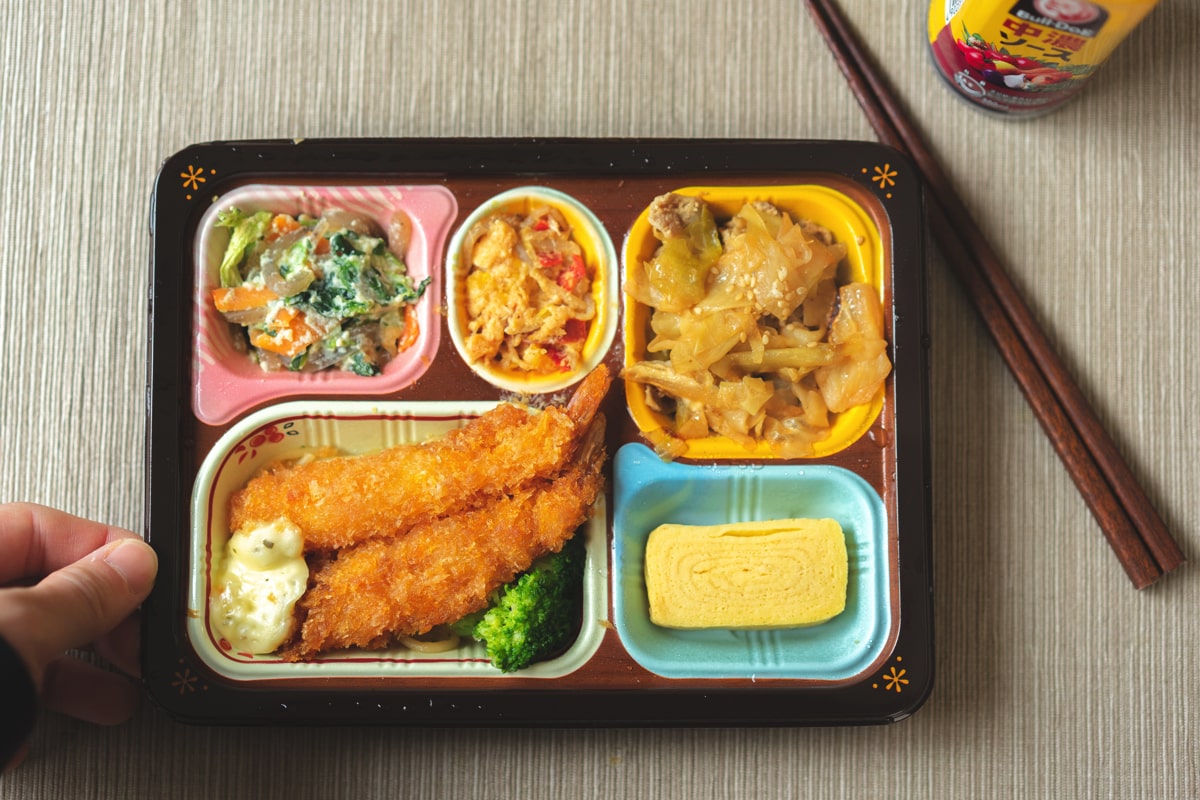 ビッグ海老フライ弁当